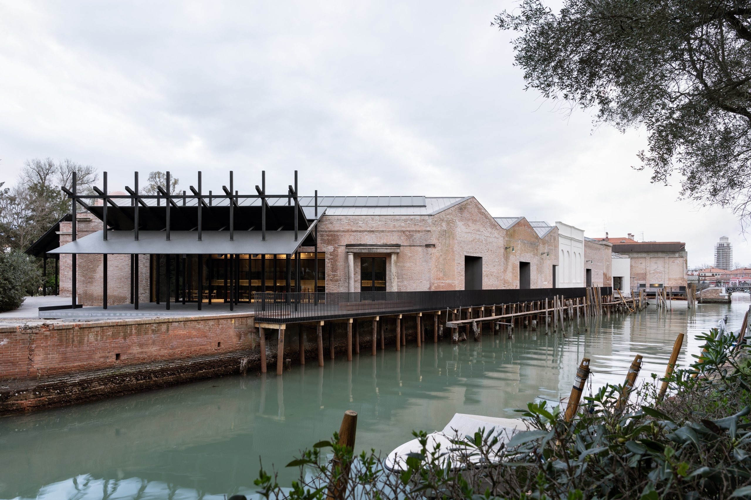 THE CENTRAL PAVILION AT THE GARDENS HAS BEEN RENOVATED